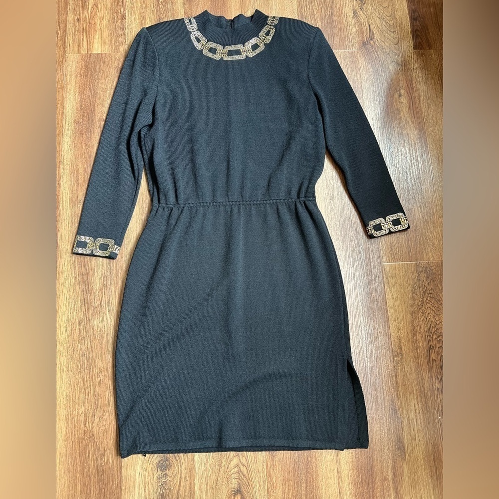 St. JOHN Evening dress with beading sz 10 Beautiful ๐ค perfect condition! - Picture 14 of 16